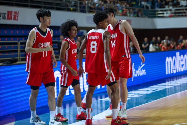 朱正：走出去是好事 张博源加盟路易斯维尔 郇氏兄弟齐闯NCAA