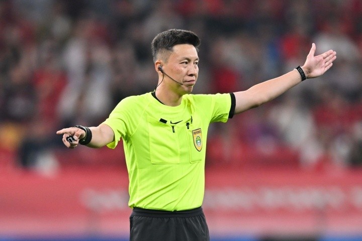 大连英博1比0双杀辽宁铁人 赛前换裁声明未能改变战局 大连英博1比0双杀辽宁铁人 赛前换裁声明未能改变战局