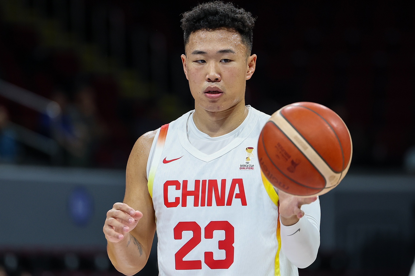 因腰伤缺席亚运!记者:贺希宁将赴美训练半个月 他很想为国出战 因腰伤缺席亚运!记者:贺希宁将赴美训练半个月 他很想为国出战