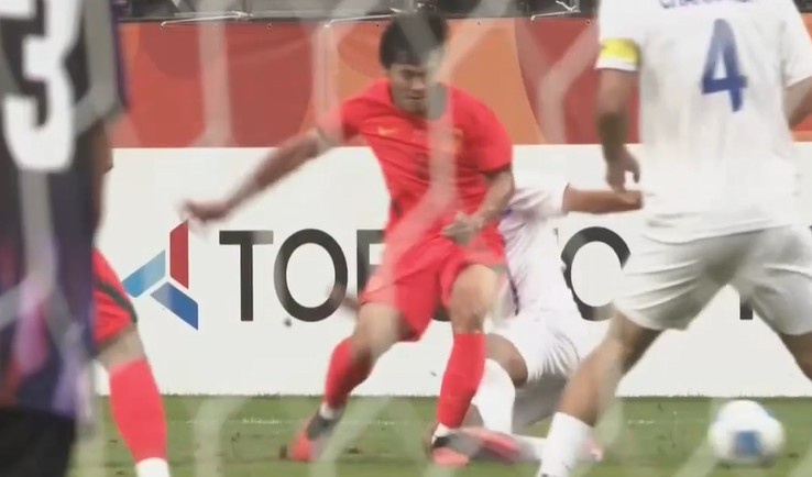 半场-U23国足1-0泰国 彭啸造乌龙毛伟杰大单刀失良机